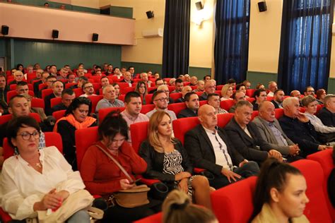 hrvatski medijski servis.